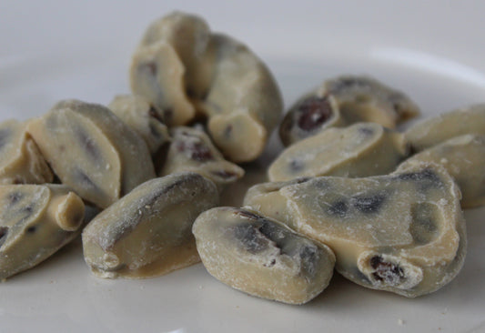Dates Yoghurt Coated